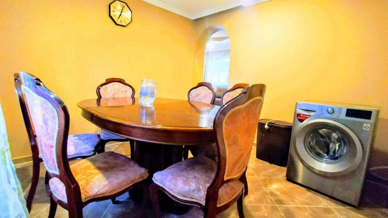 Nita Apartment Kobuleti Extérieur photo