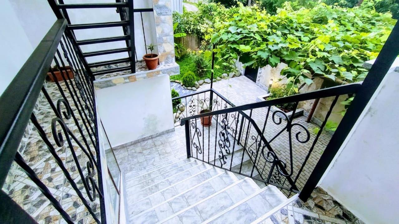 Nita Apartment Kobuleti Extérieur photo