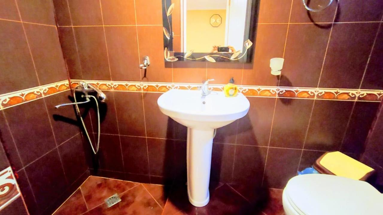 Nita Apartment Kobuleti Extérieur photo