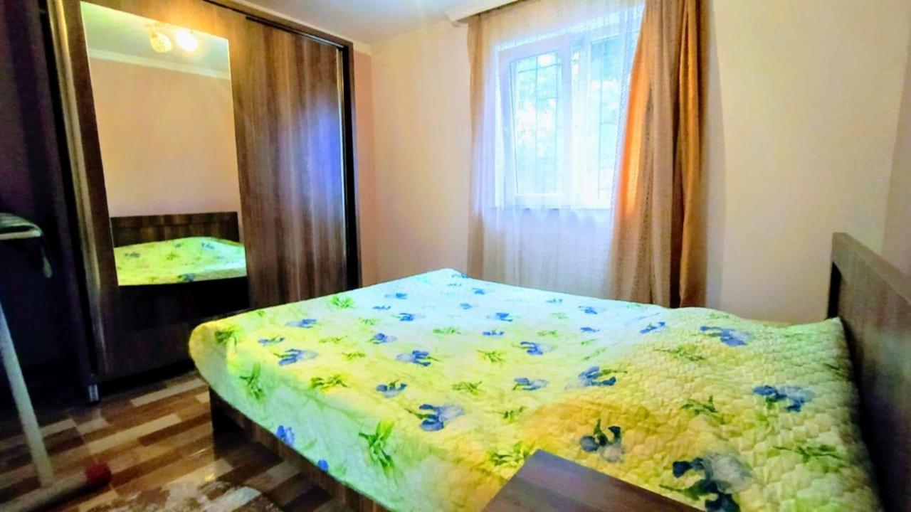 Nita Apartment Kobuleti Extérieur photo